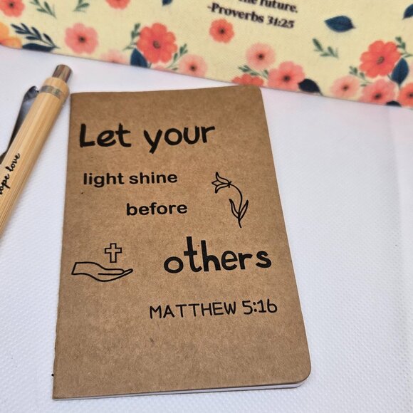 NEW INSPIRATIONAL FAITH CANVAS POUCH, NOTEPAD, PEN, BOOKMARK & KEYCHAIN GIFT SET - Picture 3 of 10